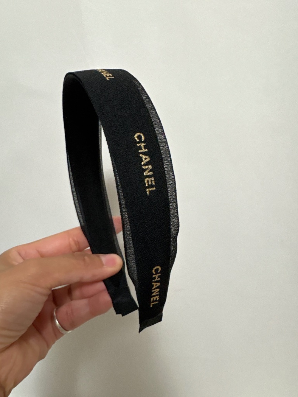 Chanel Ribbon Headband - Picture 2 of 4